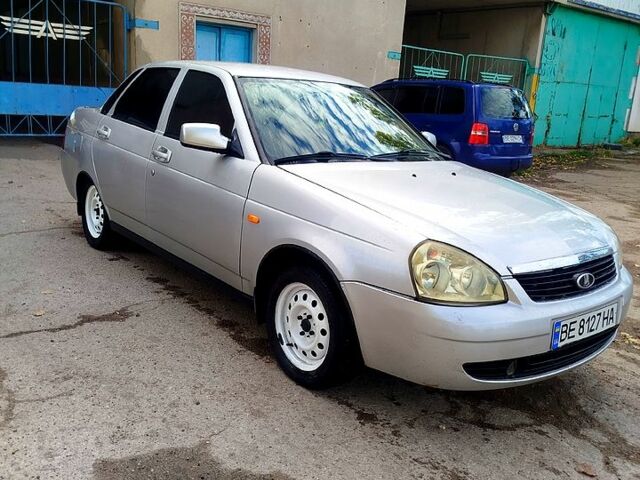 Сірий ВАЗ Priora, об'ємом двигуна 1.6 л та пробігом 0 тис. км за 2000 $, фото 2 на Automoto.ua