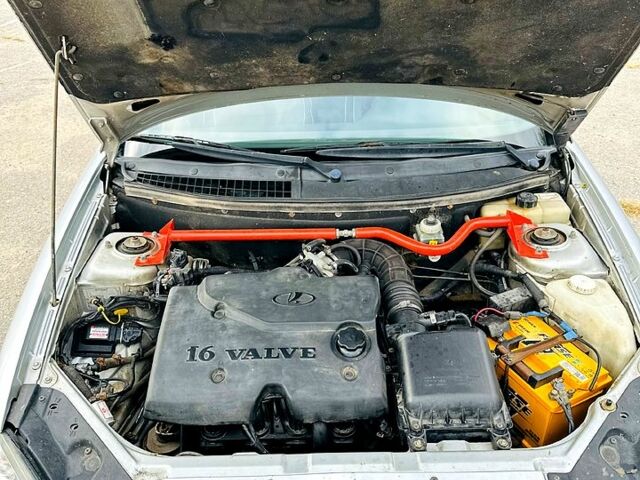 Серый ВАЗ Priora, объемом двигателя 1.6 л и пробегом 163 тыс. км за 2399 $, фото 11 на Automoto.ua