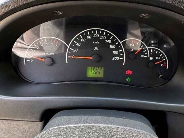 Серый ВАЗ Priora, объемом двигателя 1.6 л и пробегом 55 тыс. км за 3850 $, фото 4 на Automoto.ua