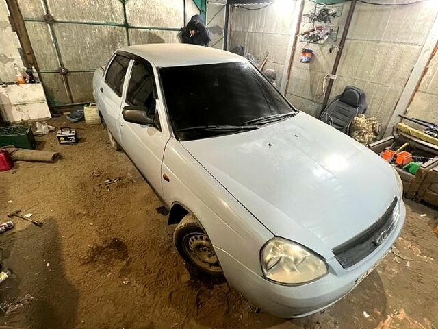 Сірий ВАЗ Priora, об'ємом двигуна 1.6 л та пробігом 180 тис. км за 2500 $, фото 3 на Automoto.ua
