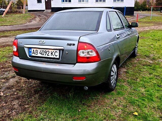 Серый ВАЗ Priora, объемом двигателя 1.6 л и пробегом 182 тыс. км за 2499 $, фото 5 на Automoto.ua