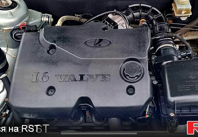 Серый ВАЗ Priora, объемом двигателя 1.6 л и пробегом 157 тыс. км за 2400 $, фото 2 на Automoto.ua