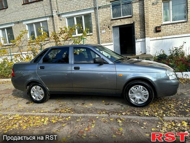 Серый ВАЗ Priora, объемом двигателя 1.6 л и пробегом 145 тыс. км за 2750 $, фото 9 на Automoto.ua