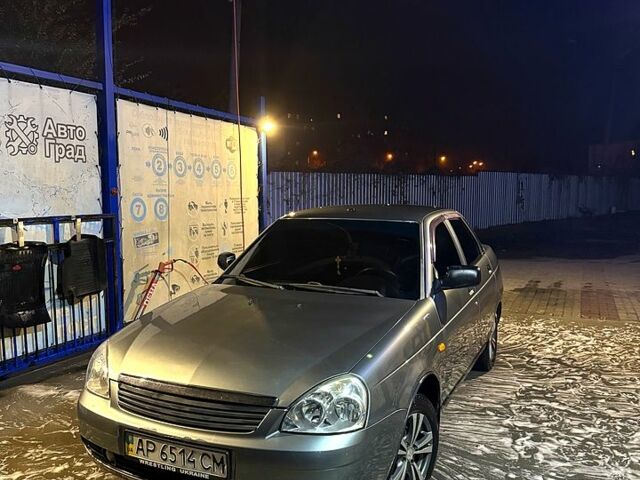 Серый ВАЗ Priora, объемом двигателя 1.6 л и пробегом 145 тыс. км за 3200 $, фото 3 на Automoto.ua