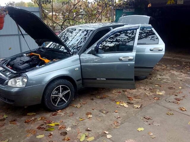 Сірий ВАЗ Priora, об'ємом двигуна 1.6 л та пробігом 237 тис. км за 3800 $, фото 9 на Automoto.ua