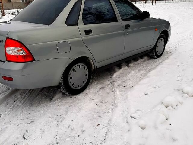 Сірий ВАЗ Priora, об'ємом двигуна 1.6 л та пробігом 1350 тис. км за 2250 $, фото 4 на Automoto.ua