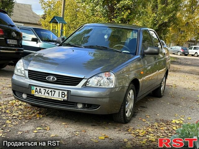 Серый ВАЗ Priora, объемом двигателя 1.6 л и пробегом 145 тыс. км за 2750 $, фото 5 на Automoto.ua