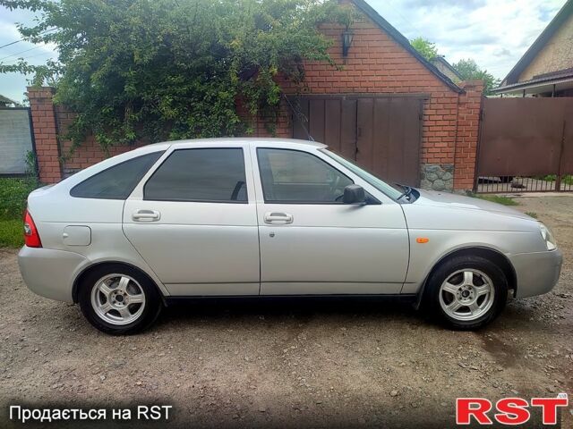 Серый ВАЗ Priora, объемом двигателя 1.6 л и пробегом 117 тыс. км за 2850 $, фото 4 на Automoto.ua