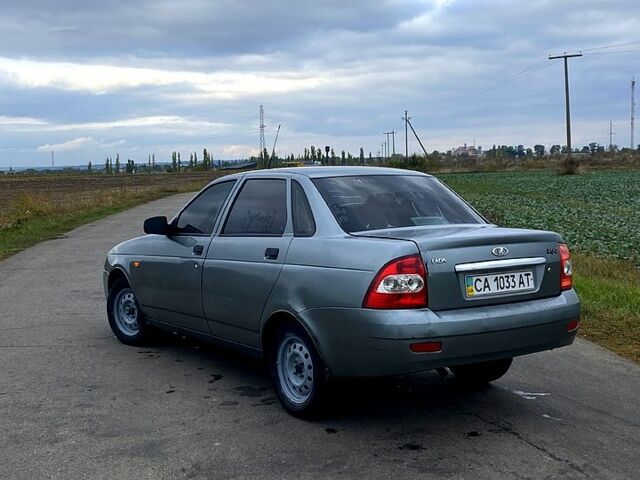 Сірий ВАЗ Priora, об'ємом двигуна 1.6 л та пробігом 0 тис. км за 2100 $, фото 4 на Automoto.ua