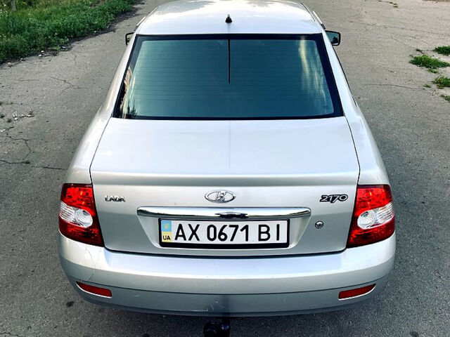 Серый ВАЗ Priora, объемом двигателя 1.6 л и пробегом 176 тыс. км за 2499 $, фото 5 на Automoto.ua