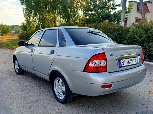 Сірий ВАЗ Priora, об'ємом двигуна 1.6 л та пробігом 210 тис. км за 2650 $, фото 5 на Automoto.ua