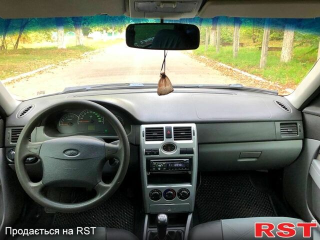 Серый ВАЗ Priora, объемом двигателя 1.6 л и пробегом 0 тыс. км за 2400 $, фото 7 на Automoto.ua