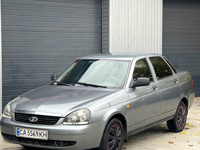Сірий ВАЗ Priora, об'ємом двигуна 1.6 л та пробігом 280 тис. км за 2200 $, фото 3 на Automoto.ua