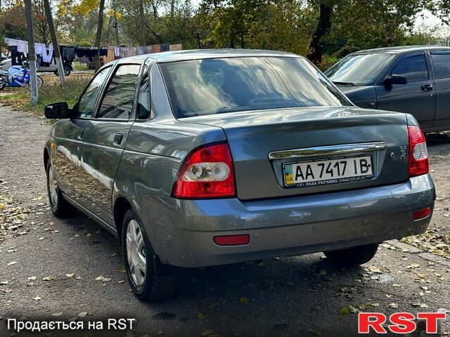 Серый ВАЗ Priora, объемом двигателя 1.6 л и пробегом 145 тыс. км за 2750 $, фото 7 на Automoto.ua
