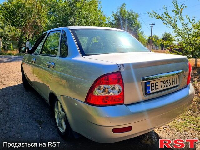 Серый ВАЗ Priora, объемом двигателя 1.6 л и пробегом 199 тыс. км за 1550 $, фото 2 на Automoto.ua