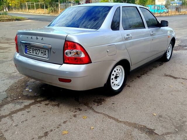 Сірий ВАЗ Priora, об'ємом двигуна 1.6 л та пробігом 0 тис. км за 2000 $, фото 5 на Automoto.ua