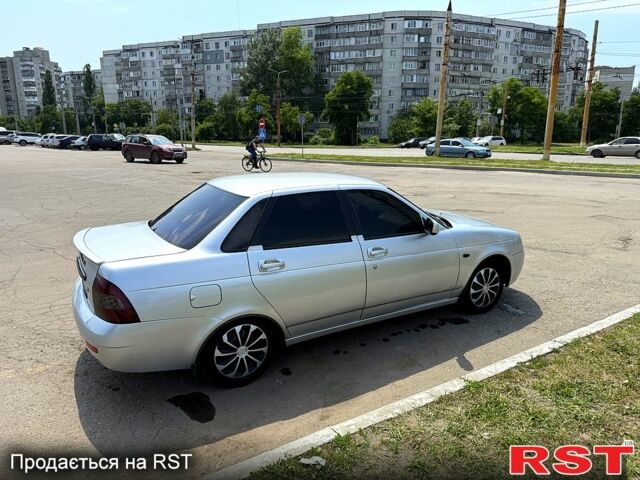 Серый ВАЗ Priora, объемом двигателя 1.6 л и пробегом 214 тыс. км за 3200 $, фото 6 на Automoto.ua