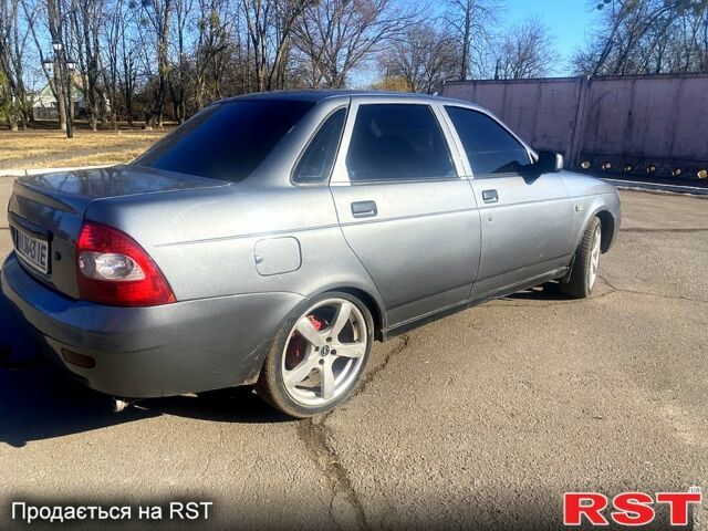 Сірий ВАЗ Priora, об'ємом двигуна 1.6 л та пробігом 280 тис. км за 2100 $, фото 1 на Automoto.ua