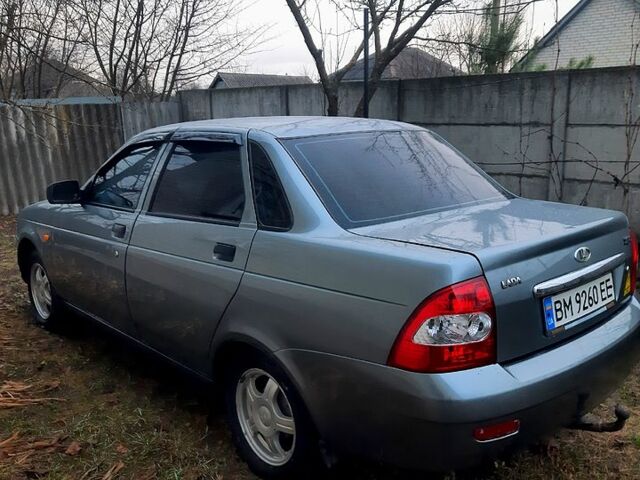 Серый ВАЗ Priora, объемом двигателя 1.6 л и пробегом 170 тыс. км за 2400 $, фото 1 на Automoto.ua
