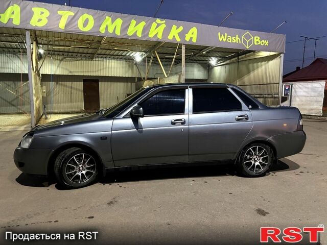 Серый ВАЗ Priora, объемом двигателя 1.6 л и пробегом 171 тыс. км за 3100 $, фото 2 на Automoto.ua