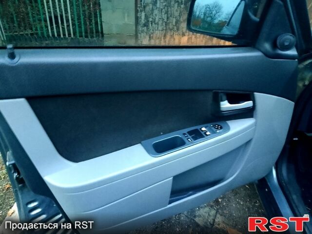 Серый ВАЗ Priora, объемом двигателя 1.6 л и пробегом 128 тыс. км за 2800 $, фото 11 на Automoto.ua