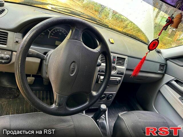 Серый ВАЗ Priora, объемом двигателя 1.6 л и пробегом 91 тыс. км за 2100 $, фото 6 на Automoto.ua