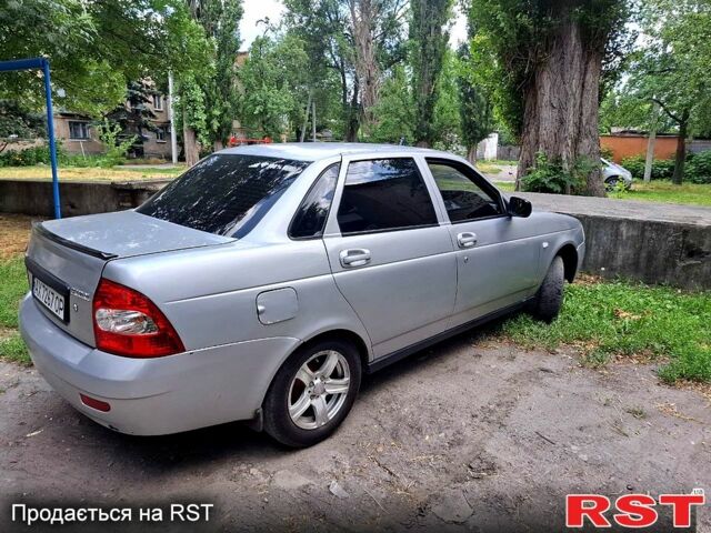 Серый ВАЗ Priora, объемом двигателя 1.6 л и пробегом 200 тыс. км за 2300 $, фото 2 на Automoto.ua