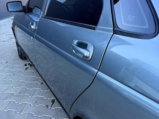 Сірий ВАЗ Priora, об'ємом двигуна 1.6 л та пробігом 60 тис. км за 2750 $, фото 7 на Automoto.ua