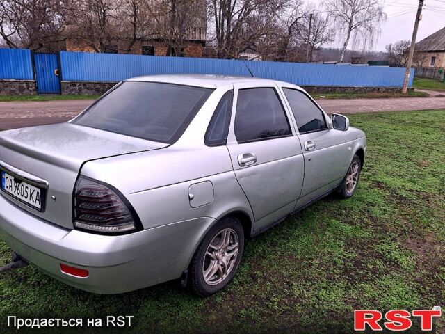 Серый ВАЗ Priora, объемом двигателя 1.6 л и пробегом 200 тыс. км за 2300 $, фото 3 на Automoto.ua