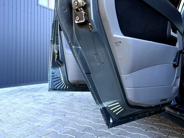 Сірий ВАЗ Priora, об'ємом двигуна 1.6 л та пробігом 60 тис. км за 2750 $, фото 10 на Automoto.ua