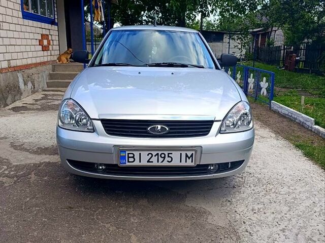 Серый ВАЗ Priora, объемом двигателя 1.6 л и пробегом 53 тыс. км за 4800 $, фото 1 на Automoto.ua