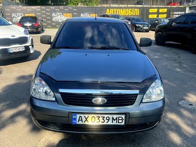 Серый ВАЗ Priora, объемом двигателя 1.6 л и пробегом 97 тыс. км за 4250 $, фото 2 на Automoto.ua