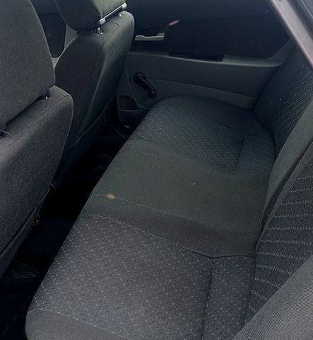 Сірий ВАЗ Priora, об'ємом двигуна 1.6 л та пробігом 210 тис. км за 2000 $, фото 1 на Automoto.ua