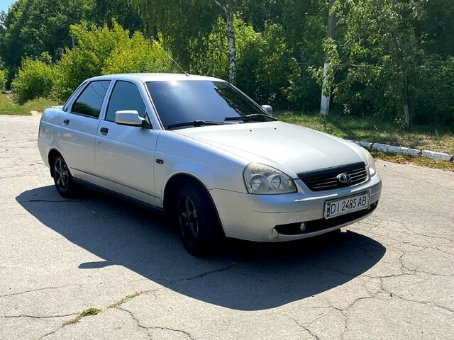 Серый ВАЗ Priora, объемом двигателя 1.6 л и пробегом 0 тыс. км за 2300 $, фото 3 на Automoto.ua