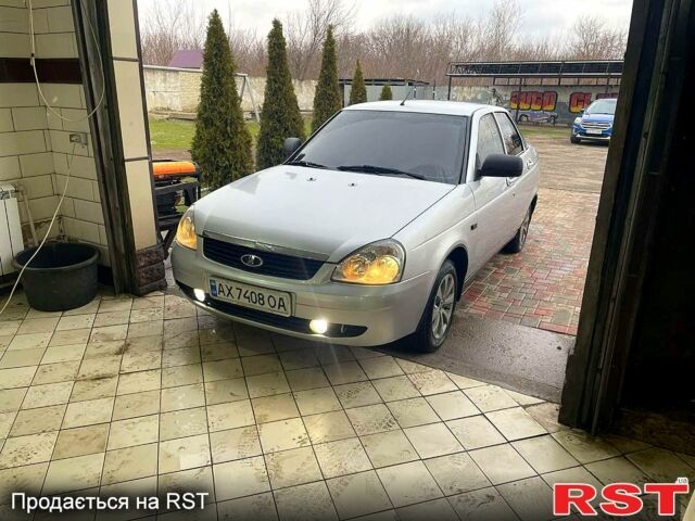 Серый ВАЗ Priora, объемом двигателя 1.6 л и пробегом 129 тыс. км за 3100 $, фото 4 на Automoto.ua