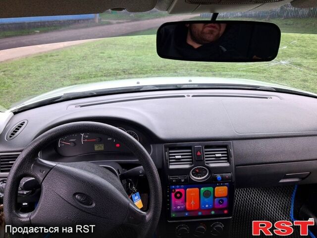 Серый ВАЗ Priora, объемом двигателя 1.6 л и пробегом 200 тыс. км за 2300 $, фото 6 на Automoto.ua