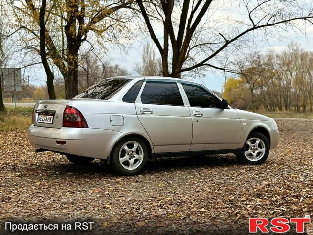 Серый ВАЗ Priora, объемом двигателя 1.6 л и пробегом 182 тыс. км за 3500 $, фото 4 на Automoto.ua