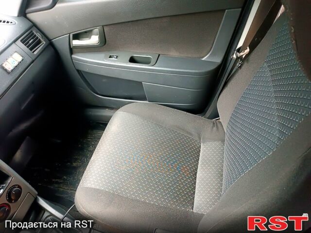 Серый ВАЗ Priora, объемом двигателя 1.6 л и пробегом 330 тыс. км за 1950 $, фото 5 на Automoto.ua