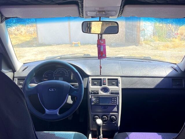 Серый ВАЗ Priora, объемом двигателя 1.6 л и пробегом 128 тыс. км за 3400 $, фото 6 на Automoto.ua