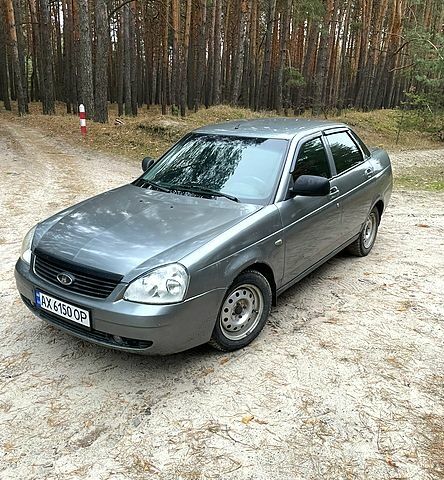 Серый ВАЗ Priora, объемом двигателя 1.6 л и пробегом 127 тыс. км за 2500 $, фото 6 на Automoto.ua