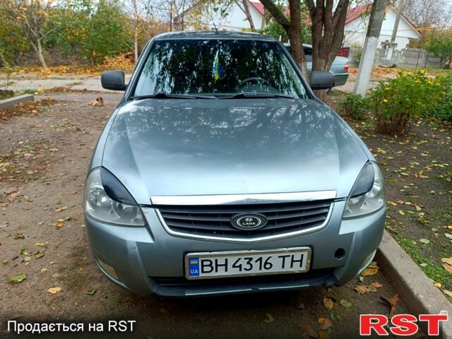 Серый ВАЗ Priora, объемом двигателя 1.6 л и пробегом 330 тыс. км за 1950 $, фото 8 на Automoto.ua