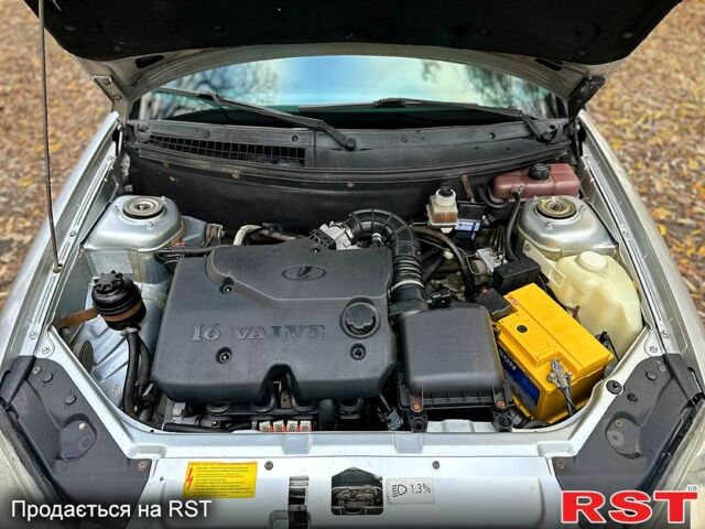 Серый ВАЗ Priora, объемом двигателя 1.6 л и пробегом 182 тыс. км за 3500 $, фото 9 на Automoto.ua