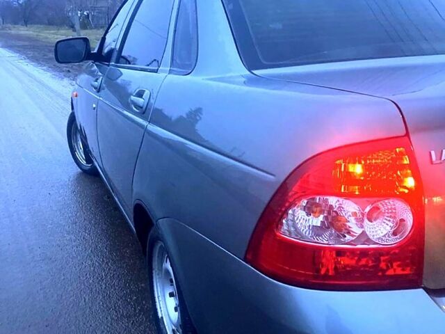 Серый ВАЗ Priora, объемом двигателя 1.6 л и пробегом 0 тыс. км за 2500 $, фото 1 на Automoto.ua