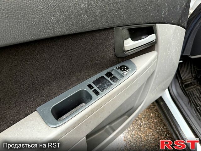 Серый ВАЗ Priora, объемом двигателя 1.6 л и пробегом 139 тыс. км за 3750 $, фото 10 на Automoto.ua