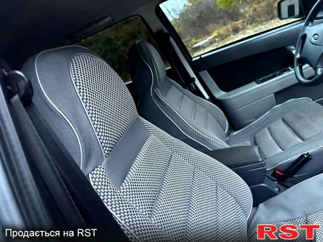 Серый ВАЗ Priora, объемом двигателя 1.6 л и пробегом 135 тыс. км за 2999 $, фото 12 на Automoto.ua