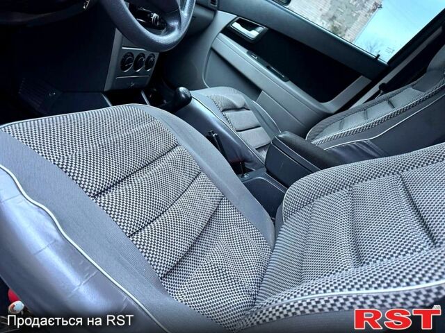 Серый ВАЗ Priora, объемом двигателя 1.6 л и пробегом 135 тыс. км за 2999 $, фото 8 на Automoto.ua