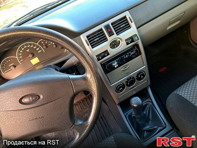 Сірий ВАЗ Priora, об'ємом двигуна 1.6 л та пробігом 127 тис. км за 3000 $, фото 8 на Automoto.ua