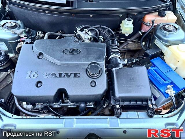 Серый ВАЗ Priora, объемом двигателя 1.6 л и пробегом 135 тыс. км за 2999 $, фото 13 на Automoto.ua