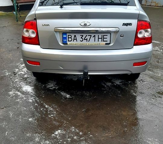 Сірий ВАЗ Priora, об'ємом двигуна 1.6 л та пробігом 200 тис. км за 2500 $, фото 2 на Automoto.ua