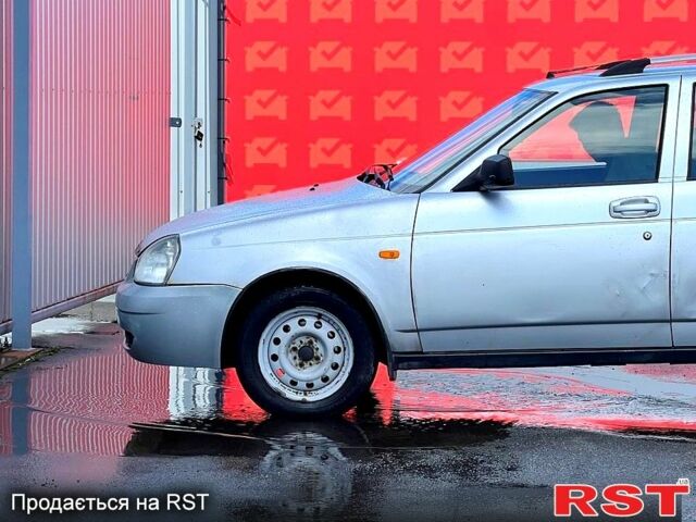 Серый ВАЗ Priora, объемом двигателя 1.6 л и пробегом 1080 тыс. км за 3000 $, фото 4 на Automoto.ua
